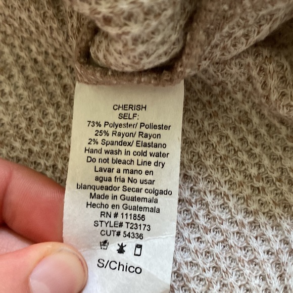 NWOT Waffle Split Hem Tunic Sweater NWOT - Picture 3 of 4